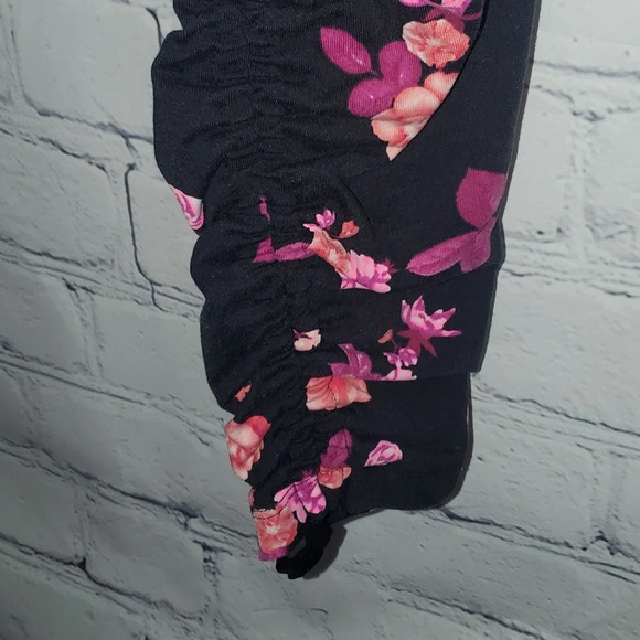 PINK Victoria’s Secret Ultimate Womens Size M Floral Leggings - Picture 3 of 10